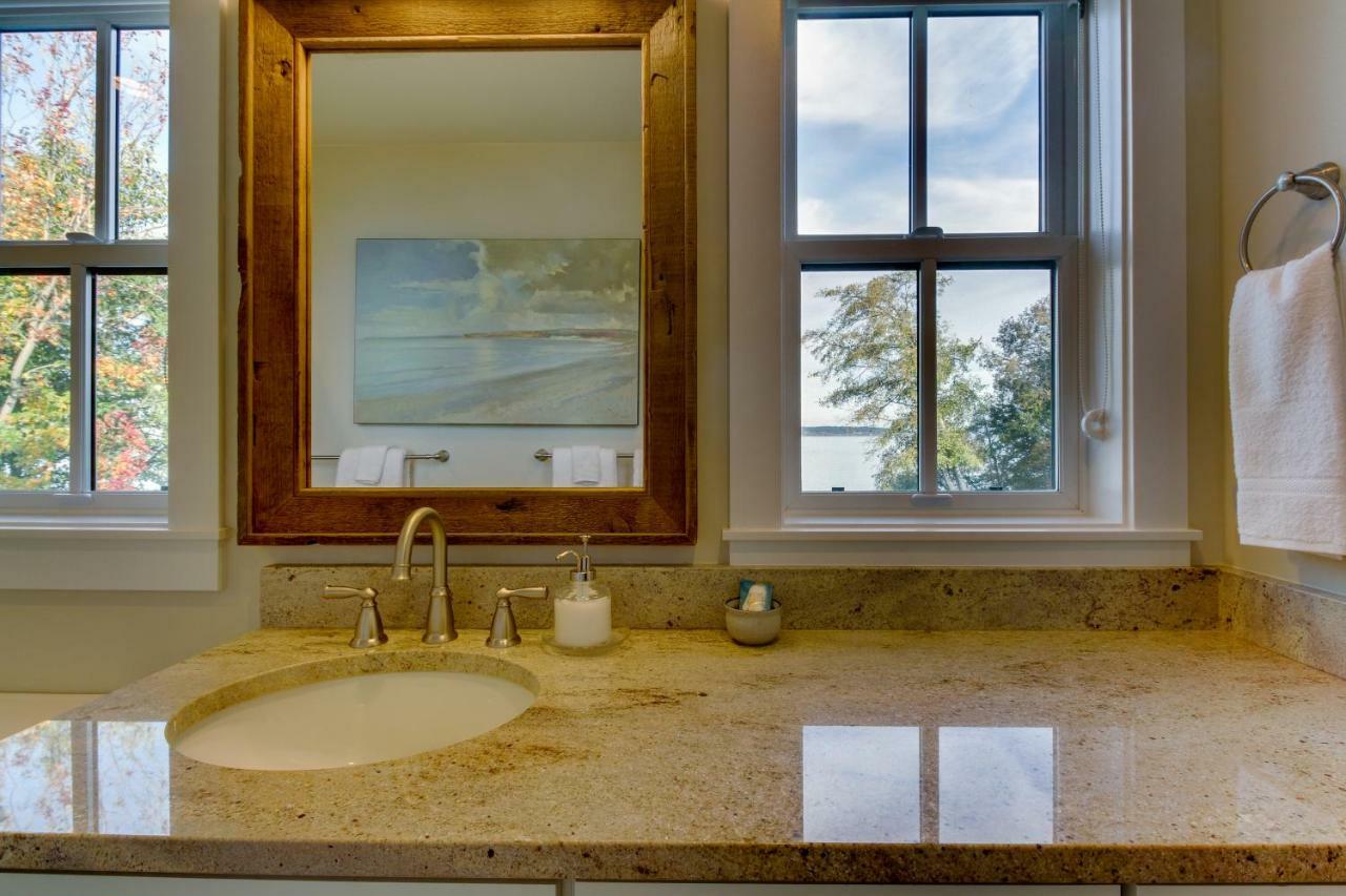 Orcas Beach Cottage Eastsound Экстерьер фото