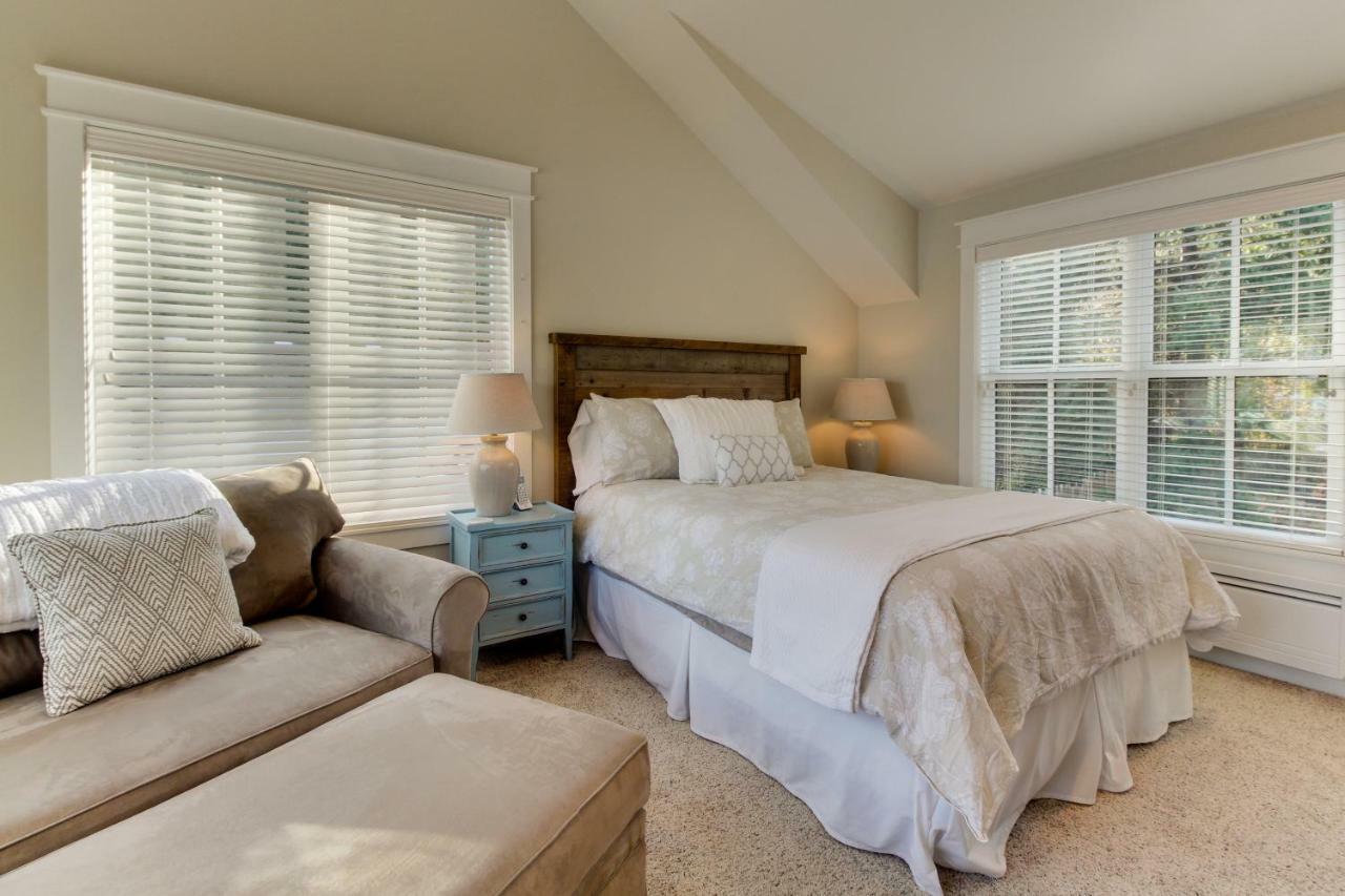 Orcas Beach Cottage Eastsound Экстерьер фото